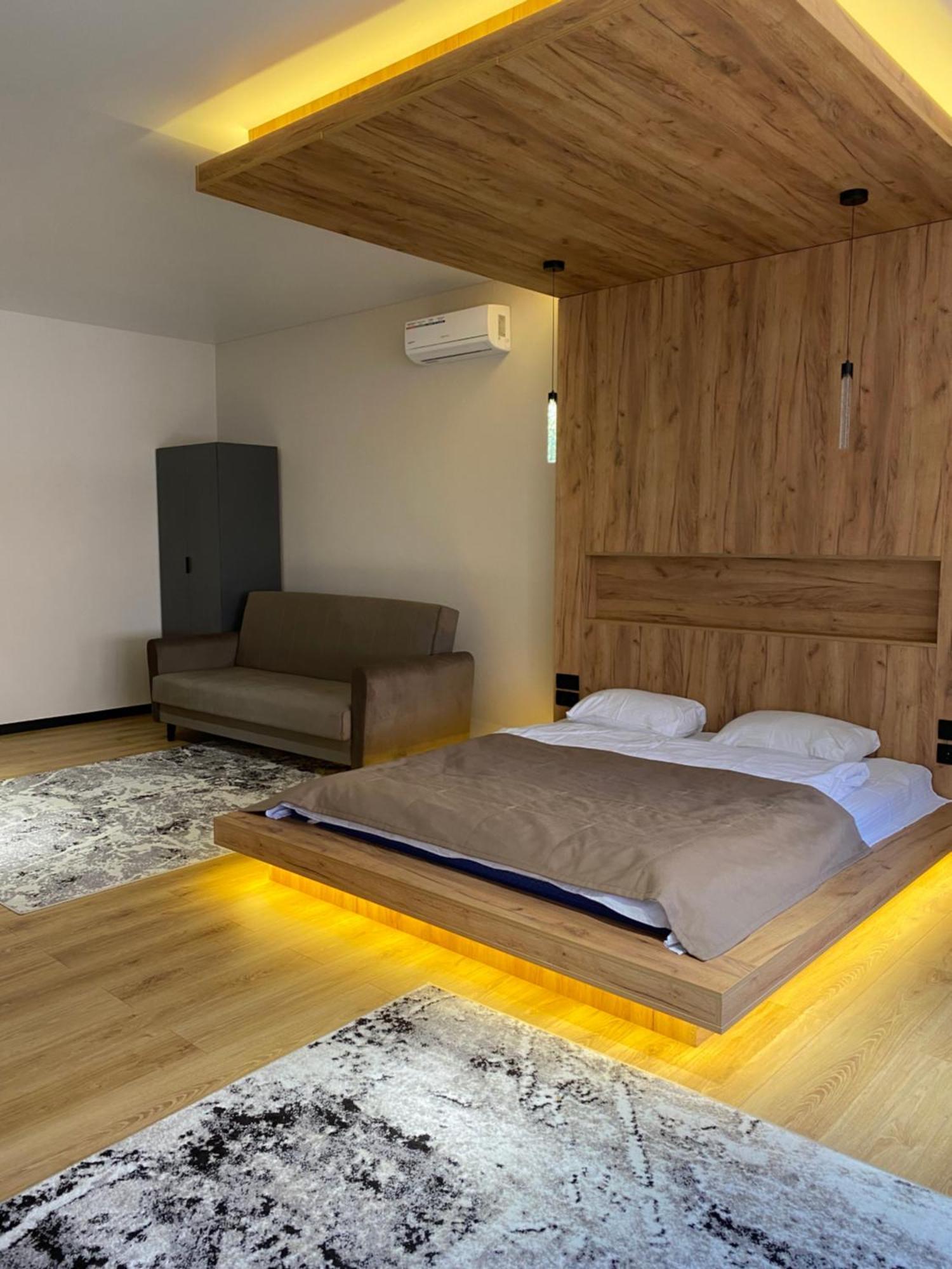 Discovery Garden Apartments Khmelʼnytsʼkyy Eksteriør billede