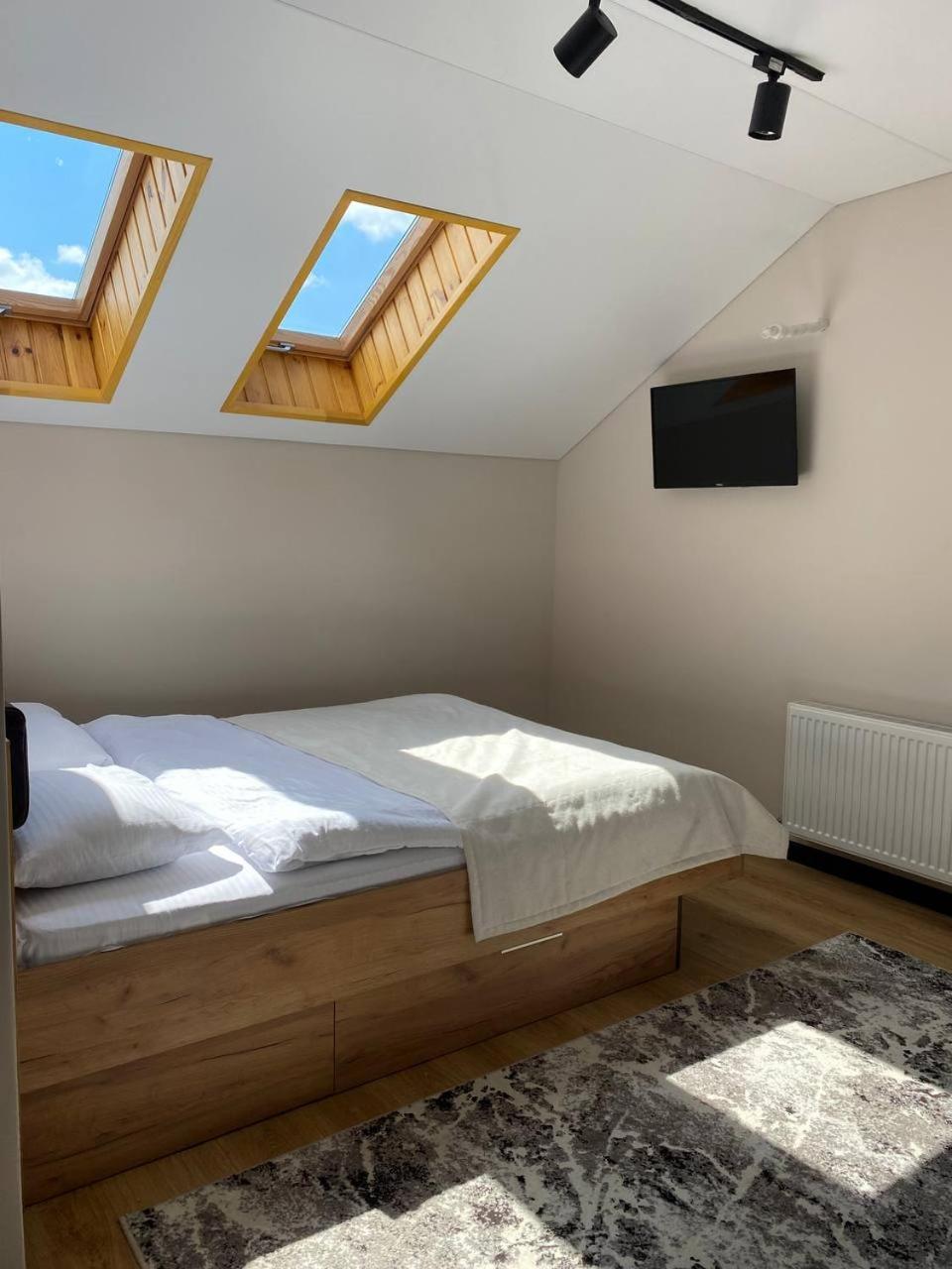 Discovery Garden Apartments Khmelʼnytsʼkyy Eksteriør billede