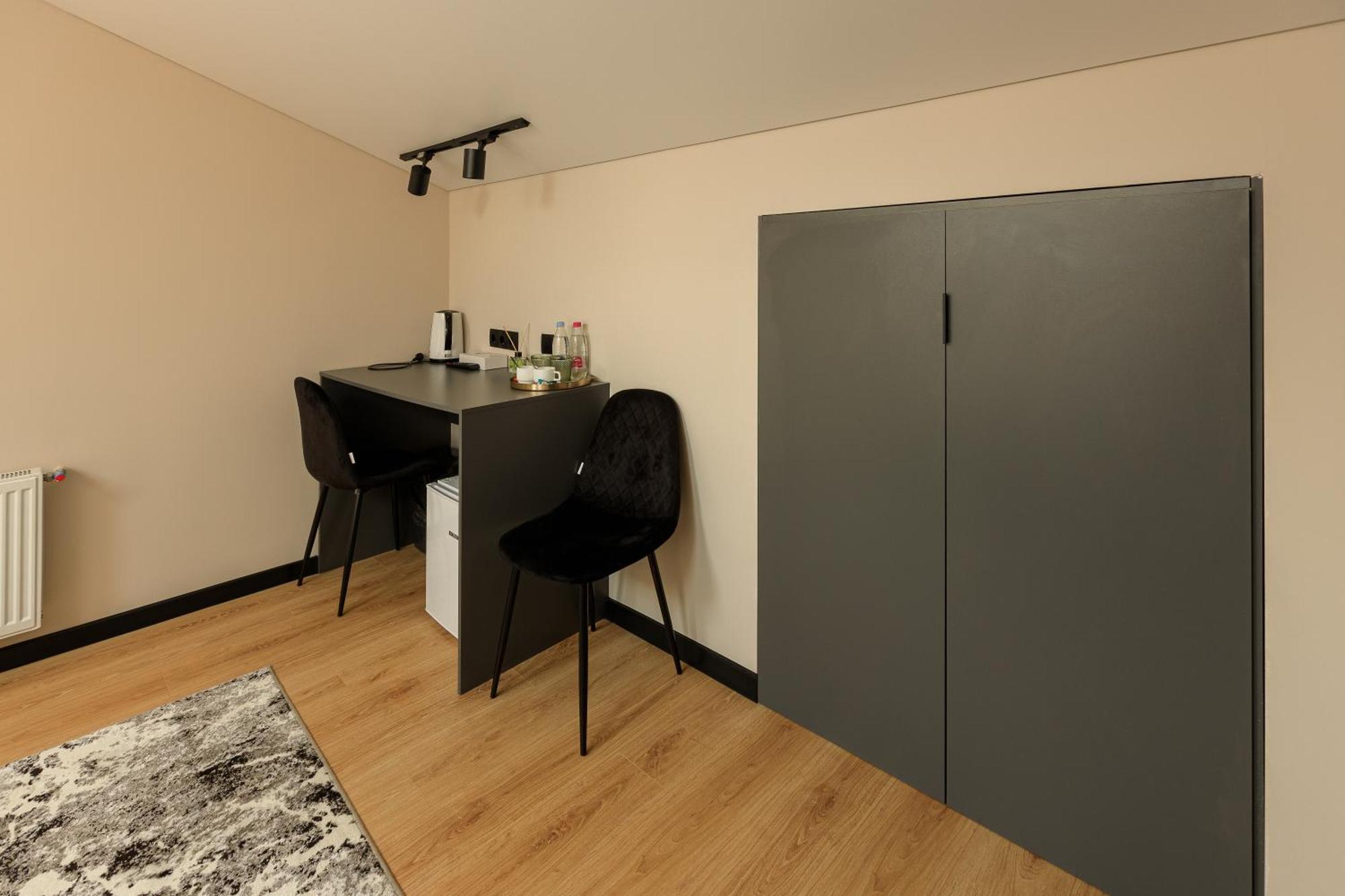 Discovery Garden Apartments Khmelʼnytsʼkyy Eksteriør billede