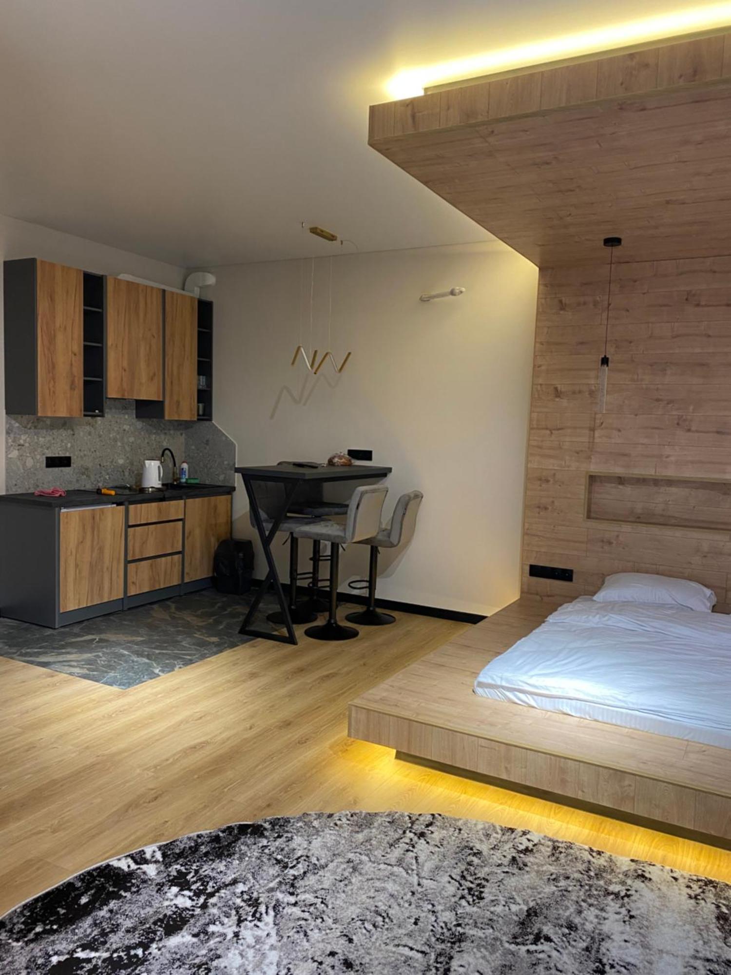 Discovery Garden Apartments Khmelʼnytsʼkyy Eksteriør billede